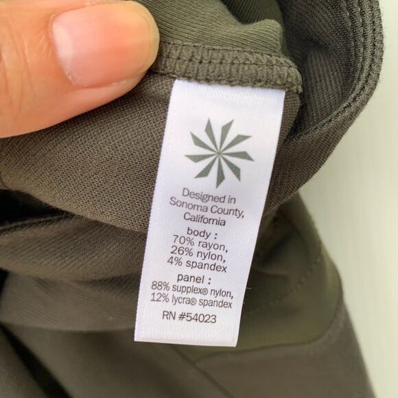 Athleta Size 6 Green Trailsetter Ponte Moto Pants Skinny Leg Athleisure 153249 - Picture 4 of 4